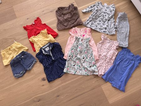 Sommer-Kleider Paket für Mädchen, Grösse 80 und 86, 12 teile