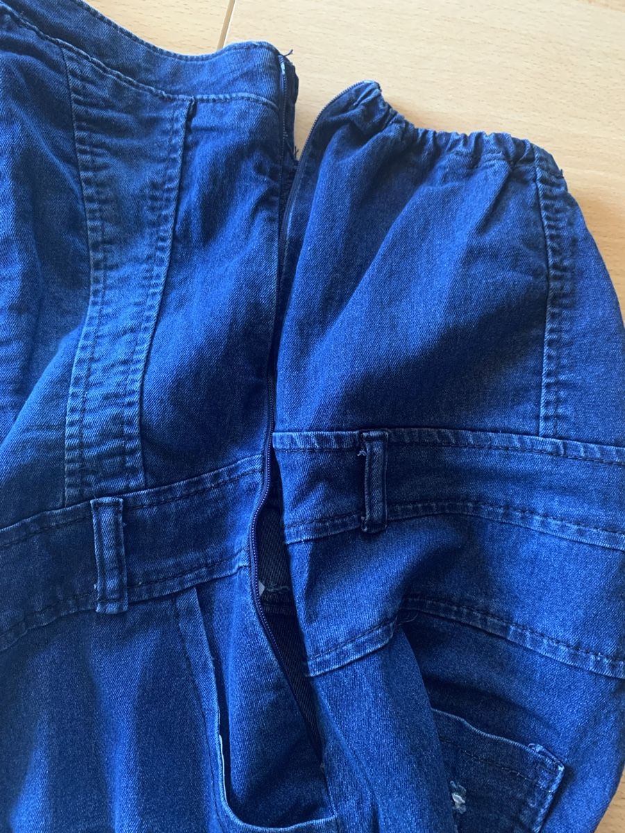 Jeans: Dunkelblauer Jeansoverall mit Schnürung Grösse S – Gebraucht aus Laufen von Nivo33 4