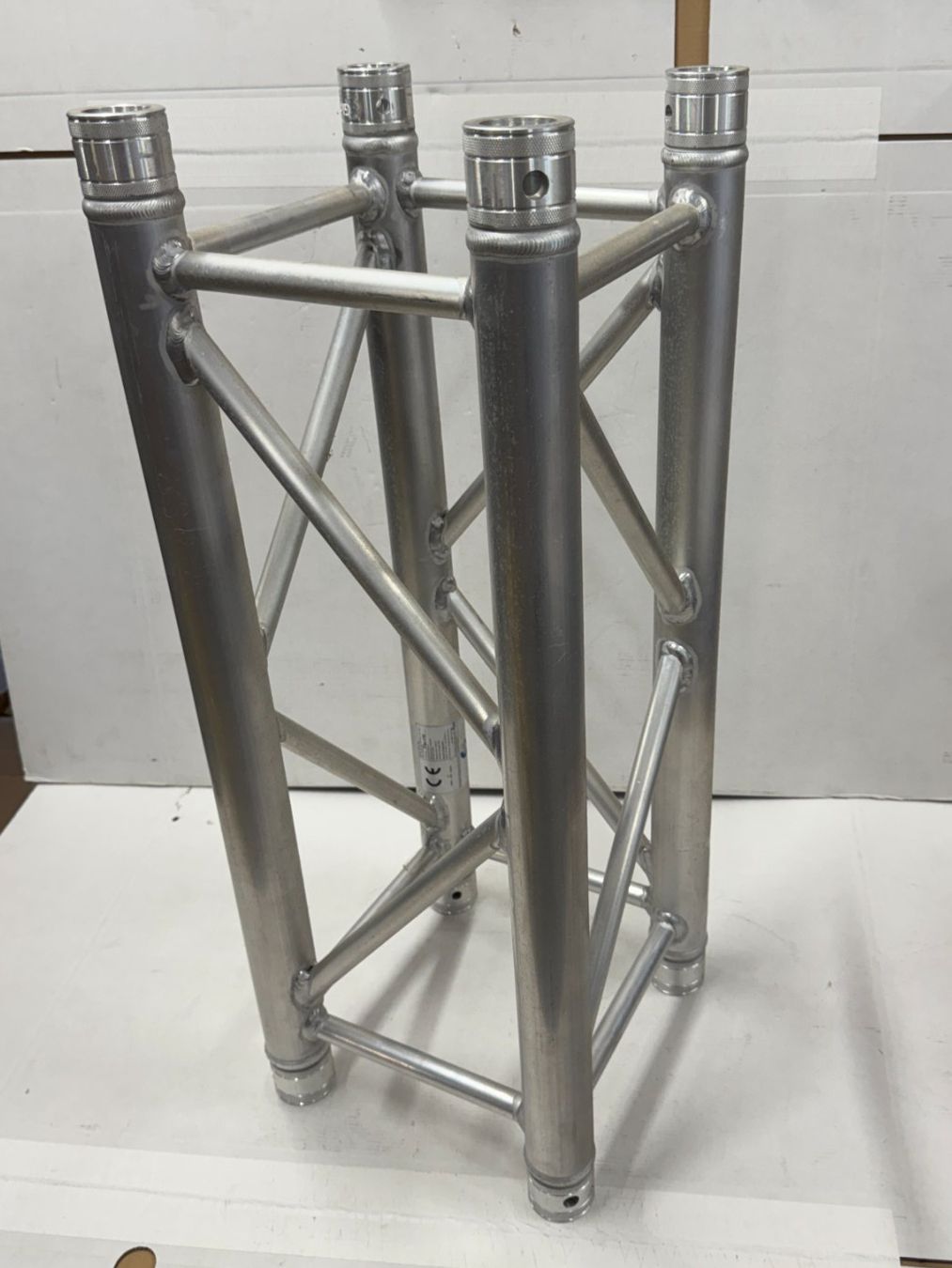 Tralicci: Global Truss F34 75 cm (T35) – Nuovo (secondo la descrizione) da Däniken SO venduto da Profog1 1