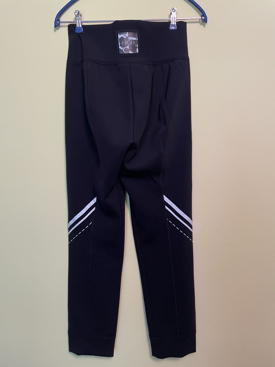 High Lots de vêtements: Ensemble 3 pièces High, taille 32-34 – Neuf (Voir description) à Vernayaz par Veron1 2