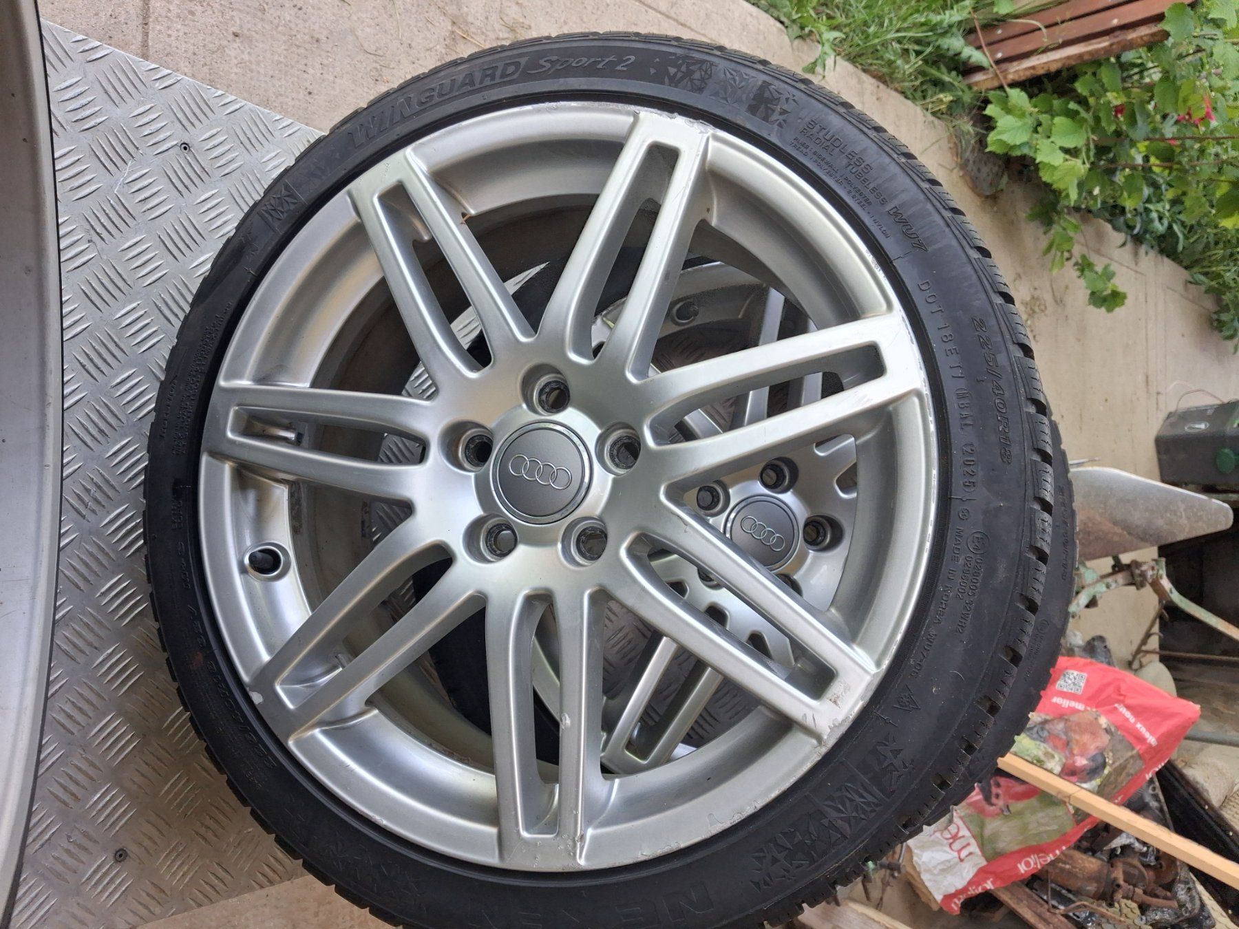 Audi Pneumatici & Ruote complete: Radsatz zu Audi A3 – Usato da Rüegsbach venduto da dar_5bs8 1