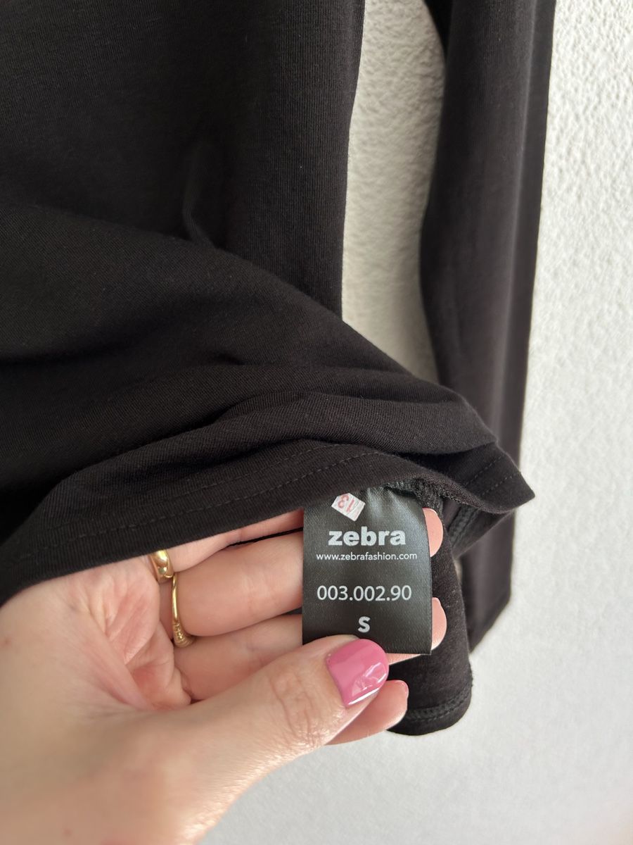 Zebra Pullover & Sweatshirts: Zebra Rollkragenpullover schwarz Grösse S  – Neu (gemäss Beschreibung) aus Chur von faja7000 1