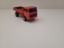 MERCEDES TRUCK (MATCHBOX LESNEY) 1/64 TOPZUSTAND