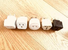 Adapter von Schweizer auf internationale Stecker