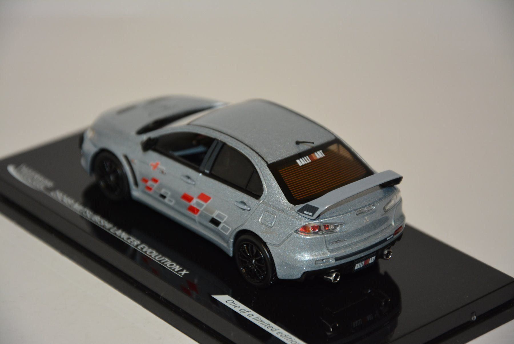 Mitsubishi Modellautos: Mitsubishi Lancer Evolution X , 1:43 – Neu und originalverpackt aus Goldach von Feivel9 8
