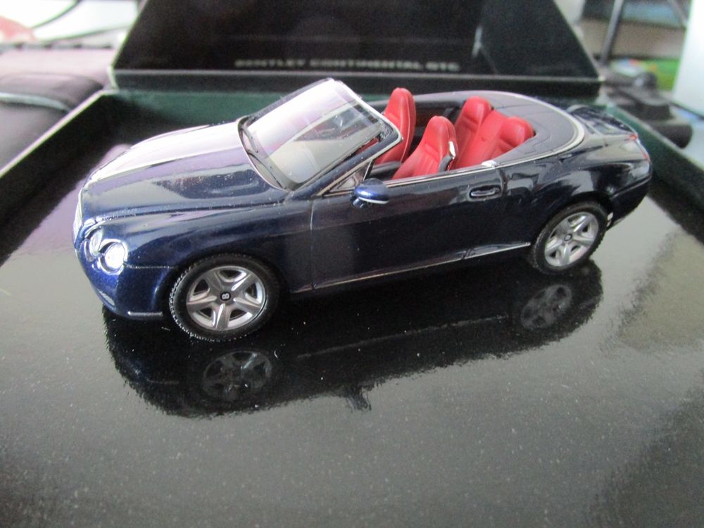 Miniature Bentley Continental GTC Speed 2012 Rouge - Minichamps 1/43 Collection