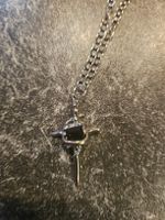 collier croix gothique