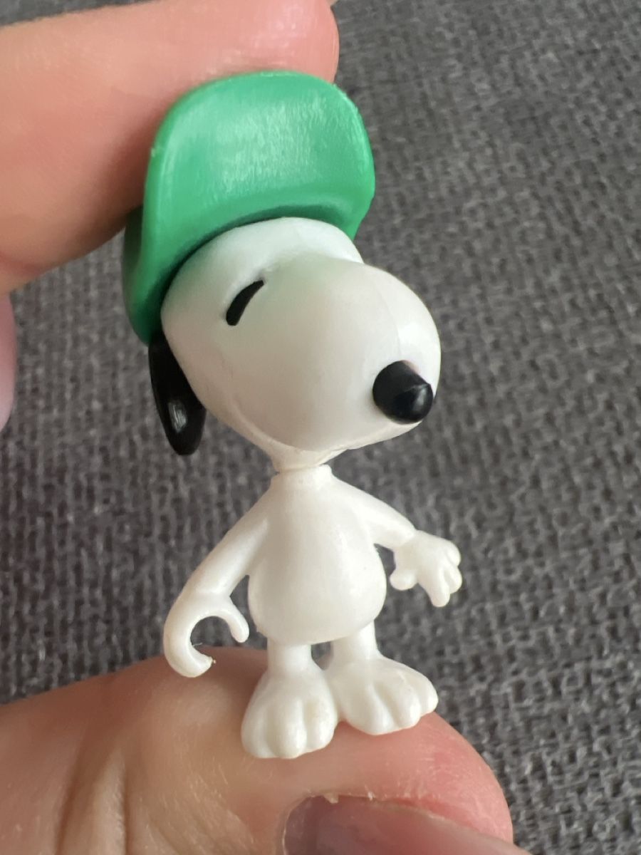 Statuette: Kleini snoopy figur – Usato da Allschwil venduto da doyouspeakvintage 1