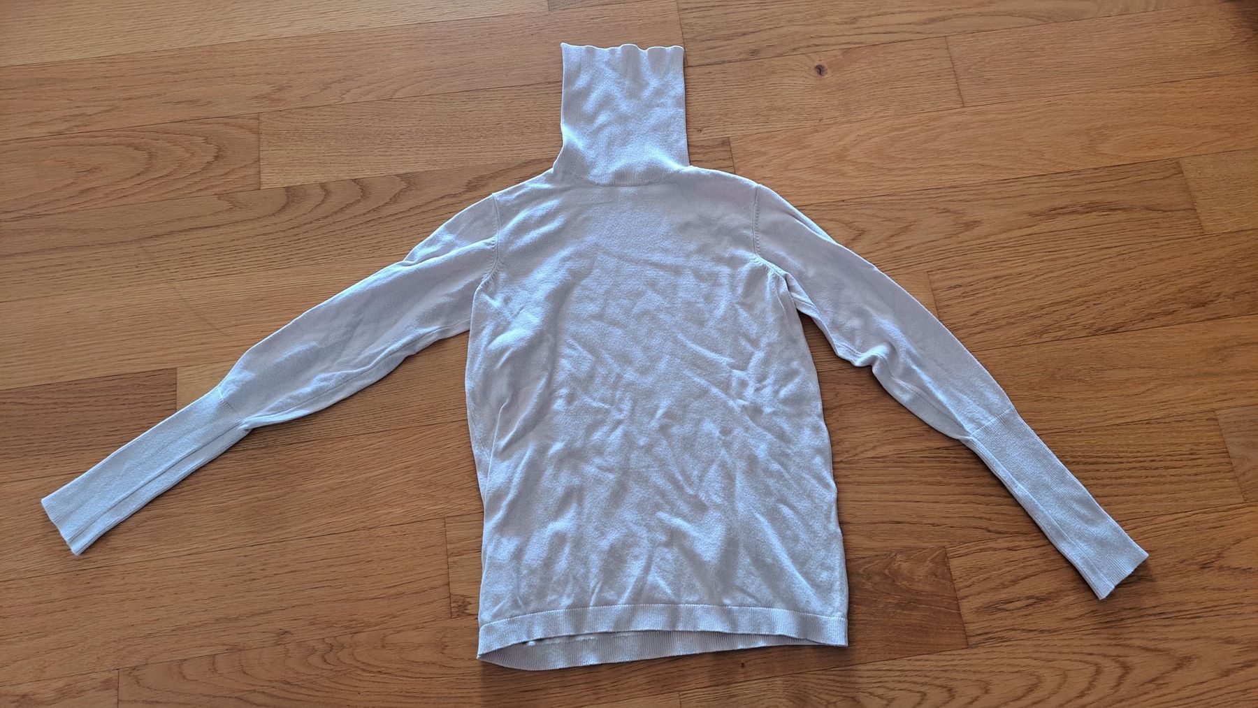 Maglioni & Felpe: Rollkragenpullover Reserved – Usato da Seengen venduto da ja6_65wp