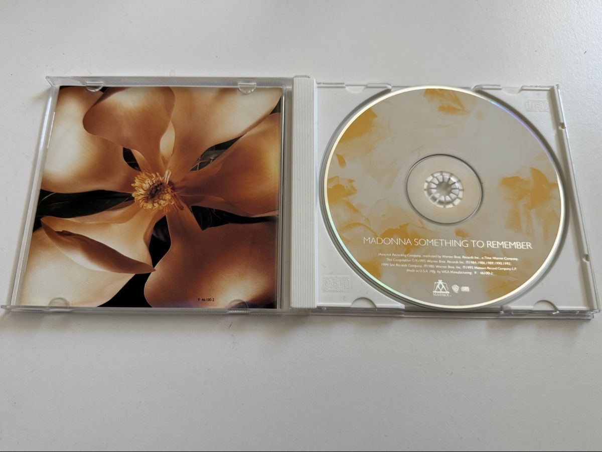 CD: CD Madonna Something To Remember Album – Usato da Oberried Brienz venduto da Chyara 2
