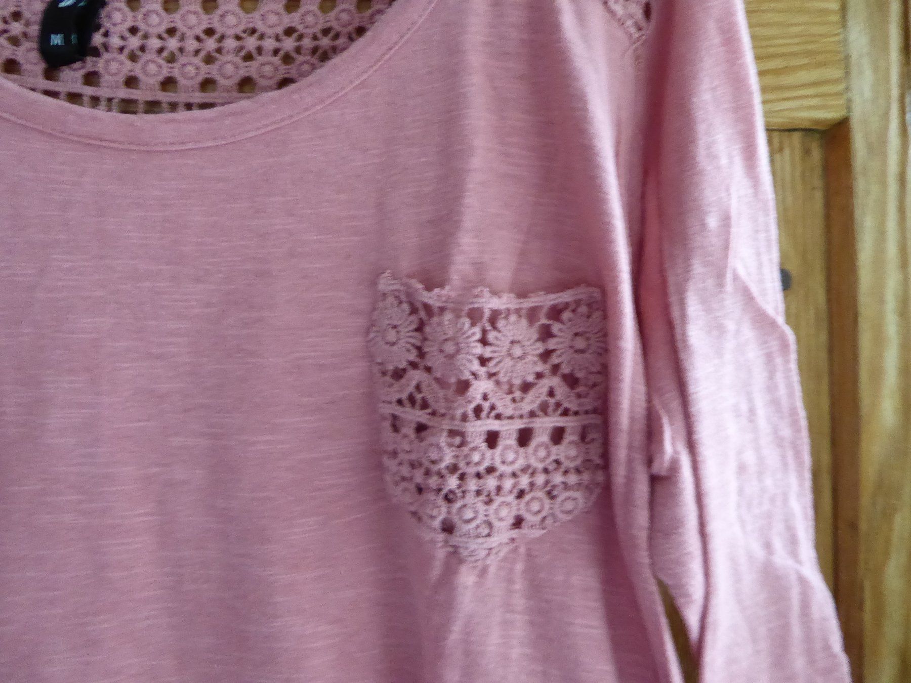 Pullover & Sweatshirts: Sweatshirt Gr M colours – Gebraucht aus Sargans von Benziner 3