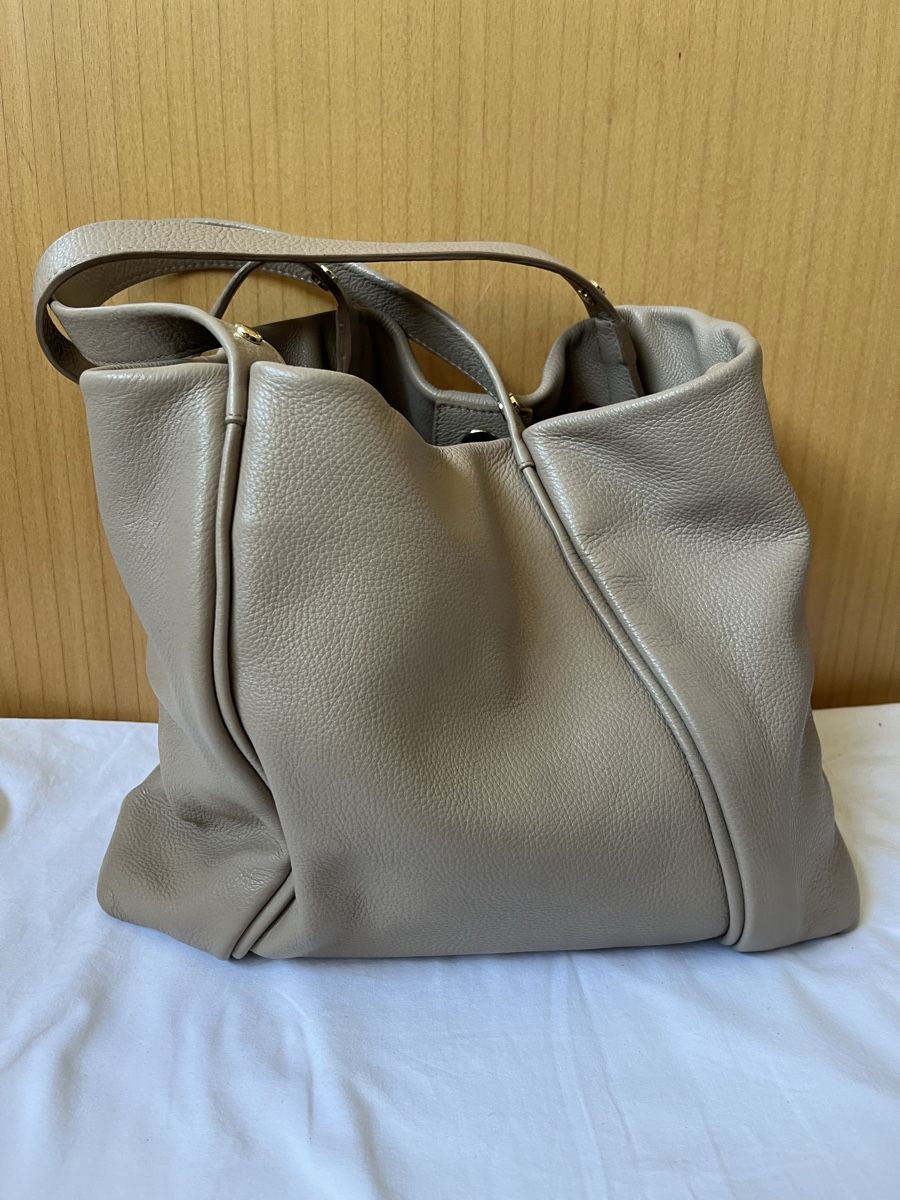 Furla Borse da donna: Furla Handtasche Leder beige  – Usato da Münchenstein venduto da Sozial_Labor_Brocki 1