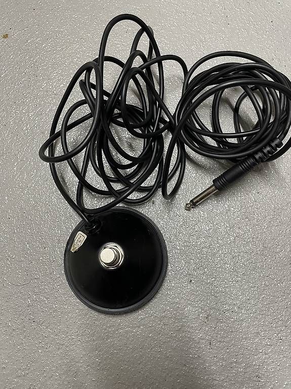 Schalter: Gitarrenpedal Footswitch 1-Button – Gebraucht aus Davos Dorf von Benji81992 1