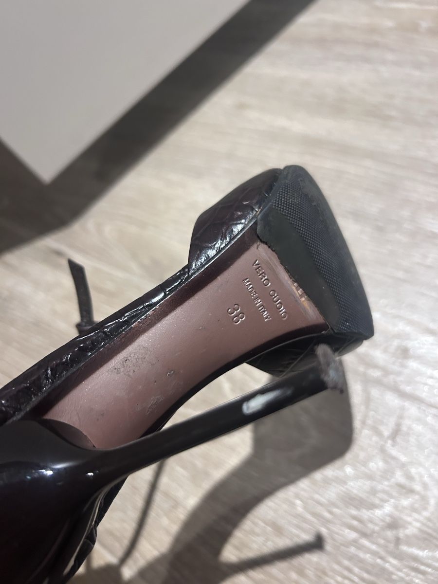 Chaussures femmes: La Silla stilettos size 38 good condition  – D'occasion à Veyrier par aliyag 3