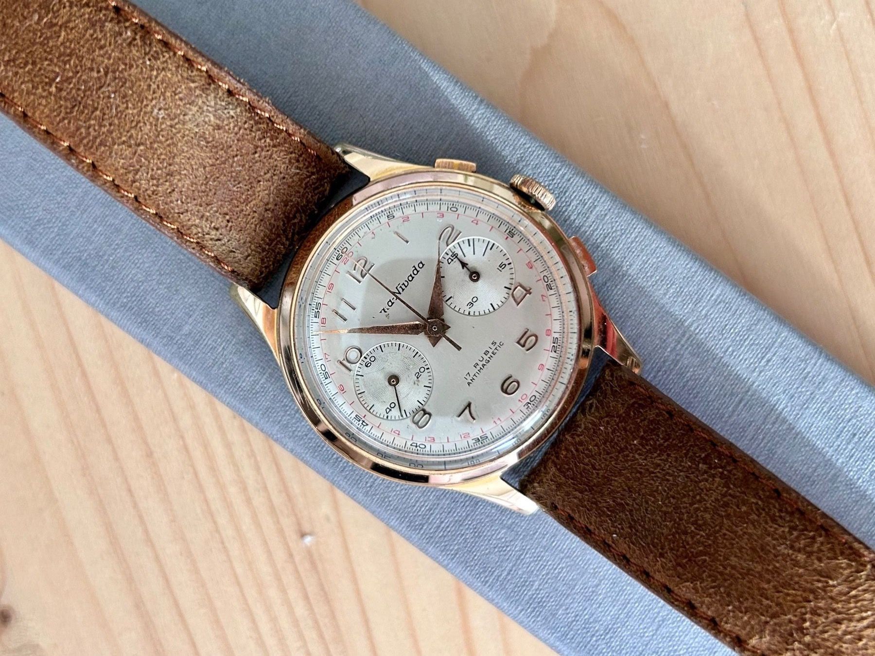 Nivada Orologi: Vintage Stima-Nivada Oversized Chronograph 38mm Landeron 149 – Usato da Vevey venduto da Vintage_Analog_Goods