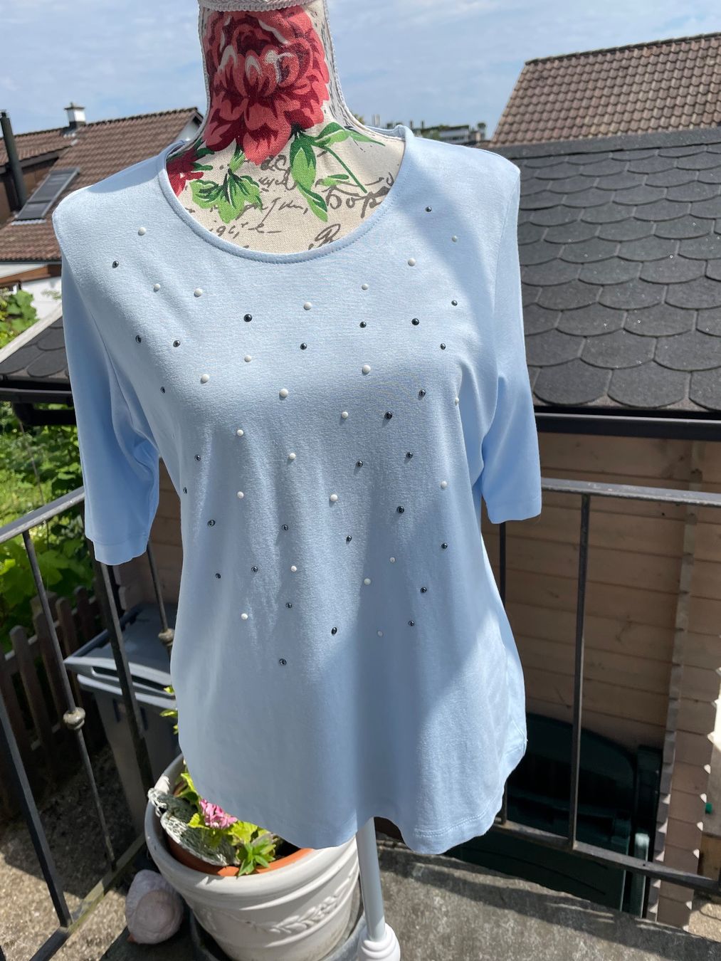 Rabe T-shirt: Schönes Viscose Shirt RABE 40 – Usato da Zürich venduto da Pamuk04