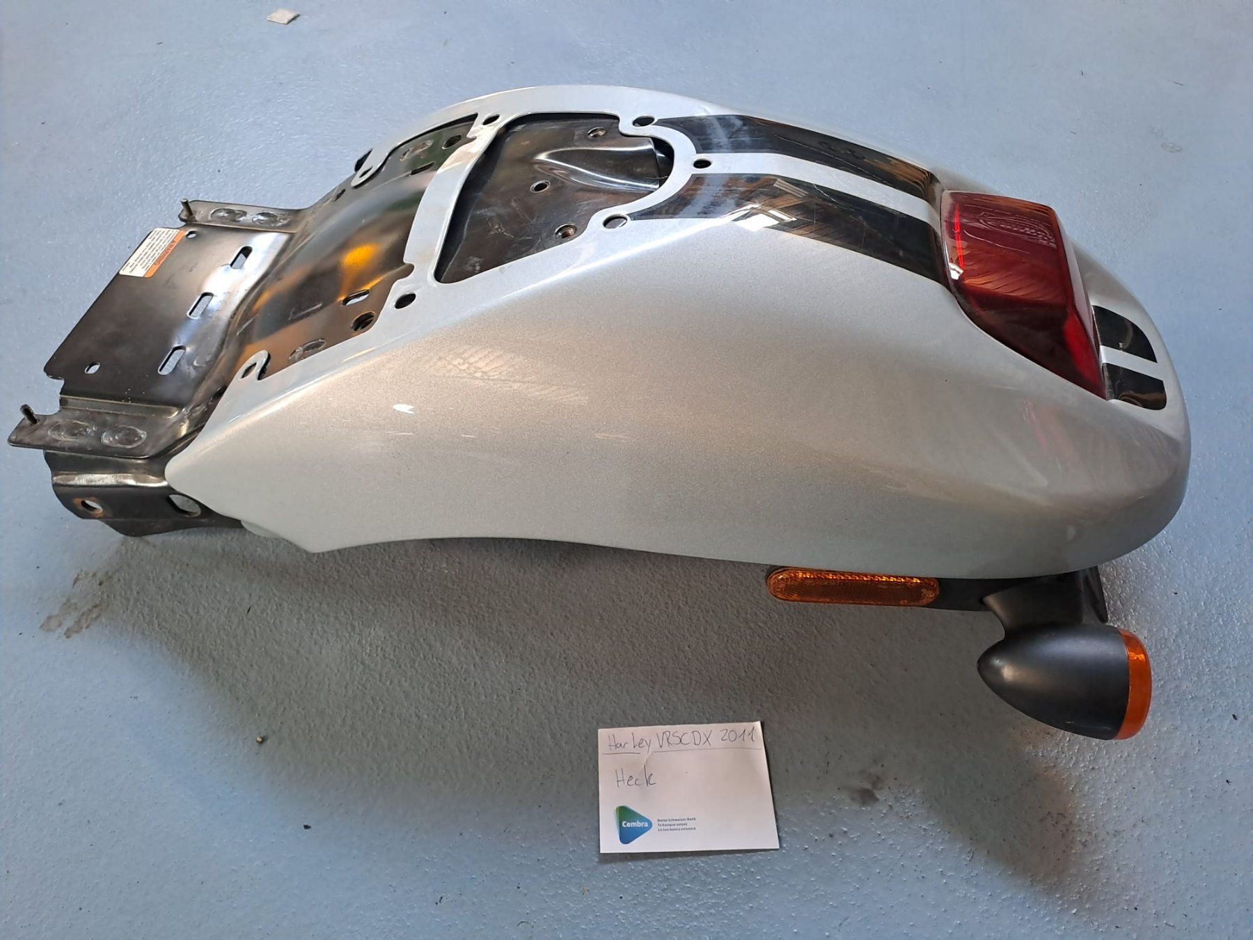 Harley-Davidson Tutti i ricambio per moto: Harley Davidson VRSCDX 2011 Fender hinten – Usato da Alpnach Dorf venduto da Biker-Lady