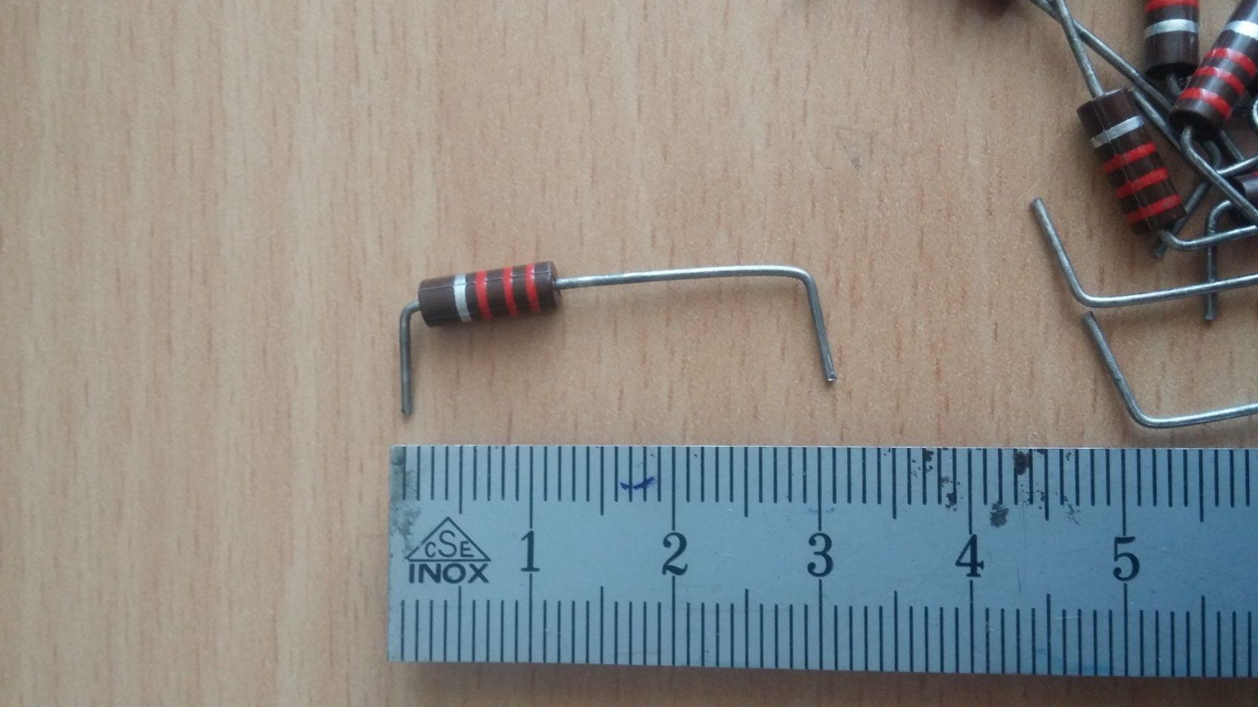 Componenti elettronici: 15 stück Widerstand 2,2 Kilo-Ohm – Usato da Zürich venduto da sendbad 1