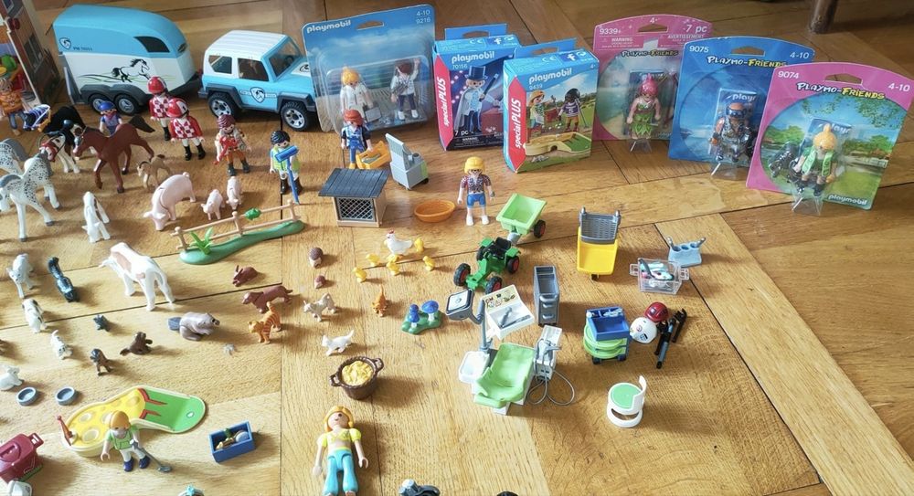 Playmobil Jouets: Grand lot PLAYMOBIL – Neuf (Voir description) à Fribourg par luluciol 2