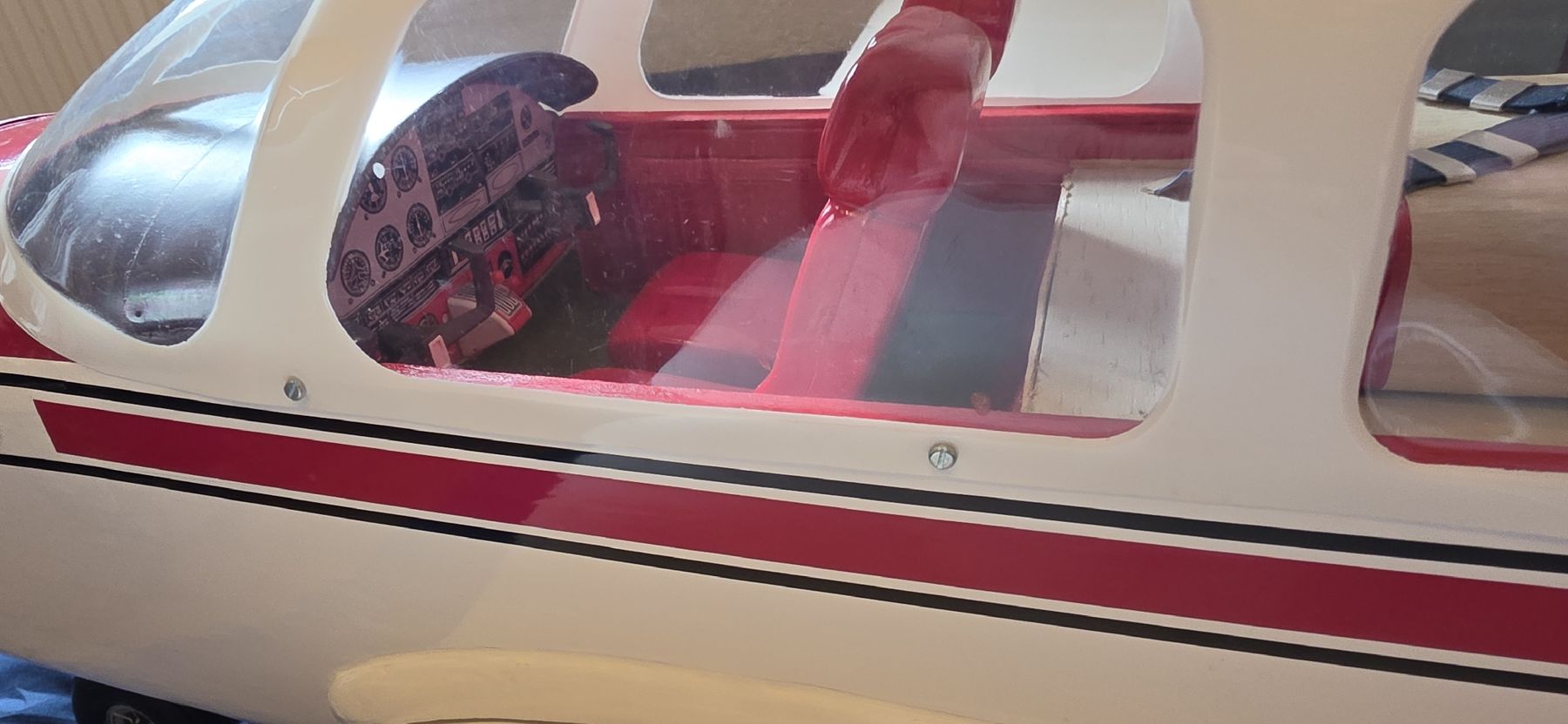 Graupner Modellismo RC: Piper Cherokee Graupner – Usato da La Chaux-de-Fonds venduto da kilotango 2
