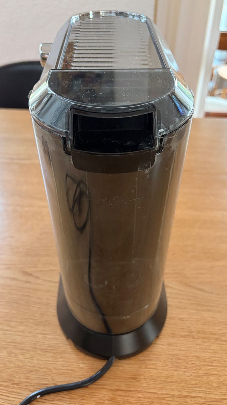 De'Longhi Macchine per caffè & Macchine per espresso: DeLonghi Capuccino und Espresso Kolbenmaschine – Usato da Bronschhofen venduto da Suriablau 4