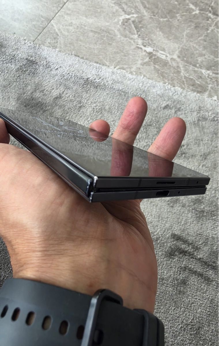 Samsung Portables: Galaxy Z Fold 7 512GB – Neuf (Voir description) à Cologny par sab_xh7v 8