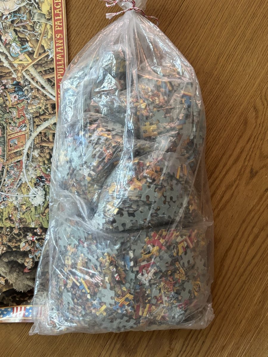 Heye Puzzles: 4000 Teile Puzzle Heye Ryba Go West  – D'occasion à Würenlos par Ashley24 4