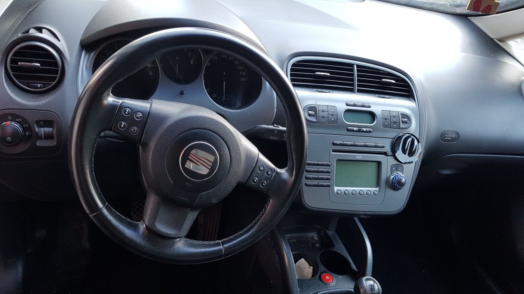 Seat Automobili: ZEAT ALTEA  2.Liter Benzin – Usato da Biel / bienne venduto da Sarouch9 6