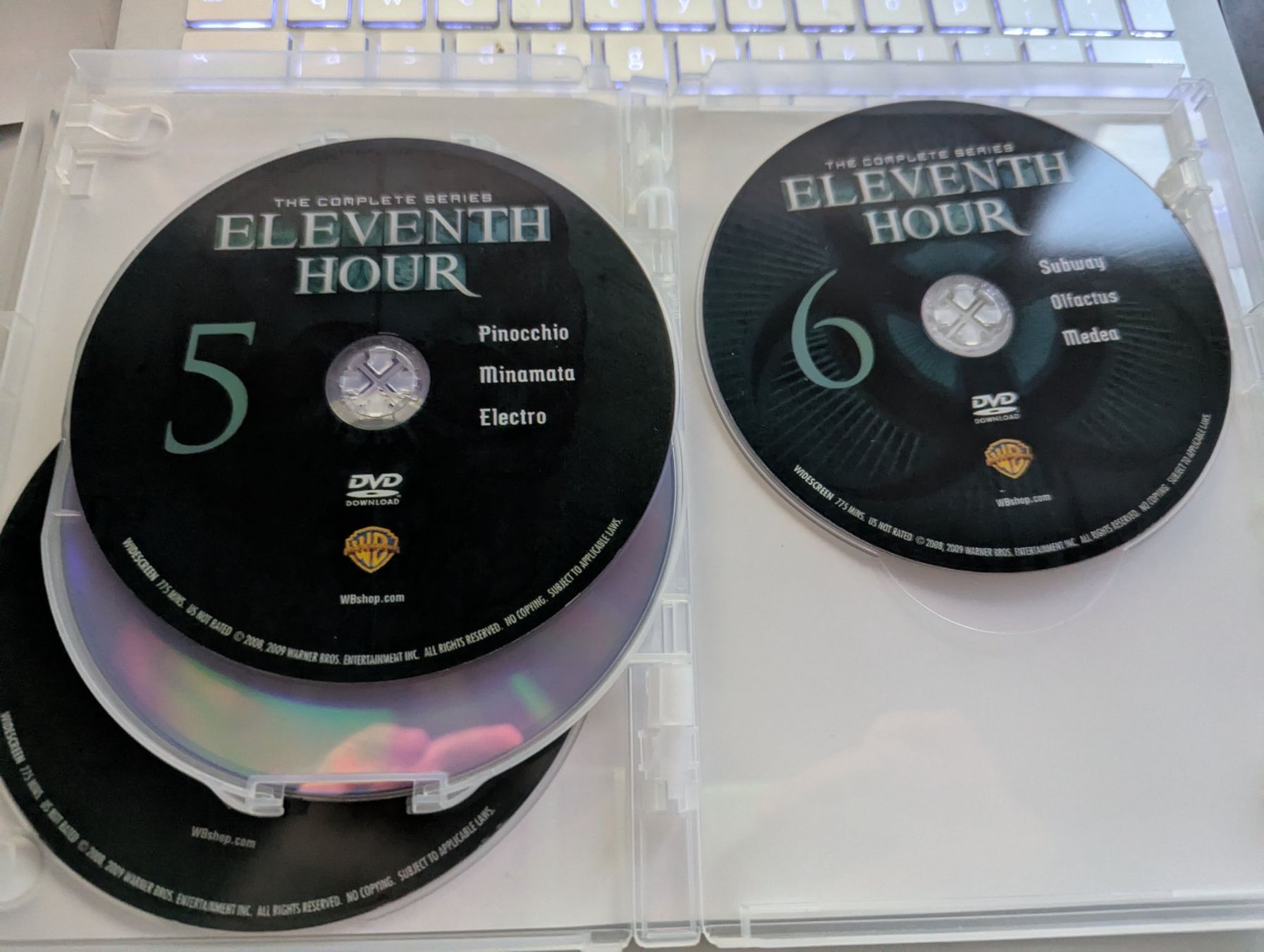 Tutti i DVDs: Eleventh Hour The Complete Series DVD Rare NTSC – Usato da Hünenberg See venduto da SpecialEditionGaming 2