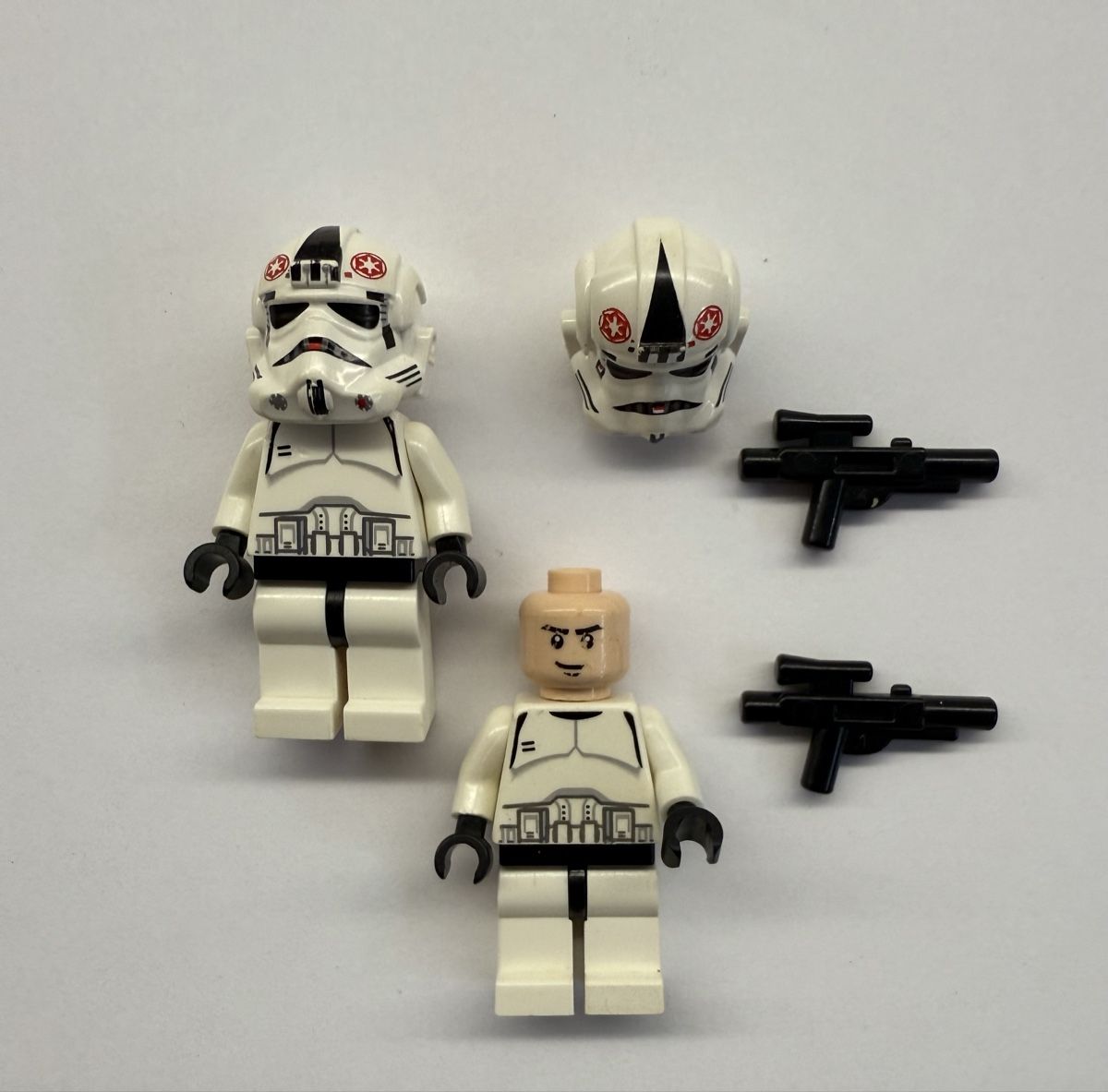 Lego Spielzeuge: 2 Stück LEGO Star Wars Pilot Minifiguren – Gebraucht aus Rheinfelden von zim_2hqc 1