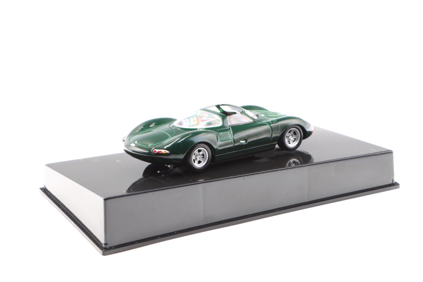 Jaguar Modellini d'auto: Jaguar XJ 13 1966 1:43 AutoArt – Nuovo e nell'imballaggio originale da Bühl b.Aarberg venduto da modelldiecast 8