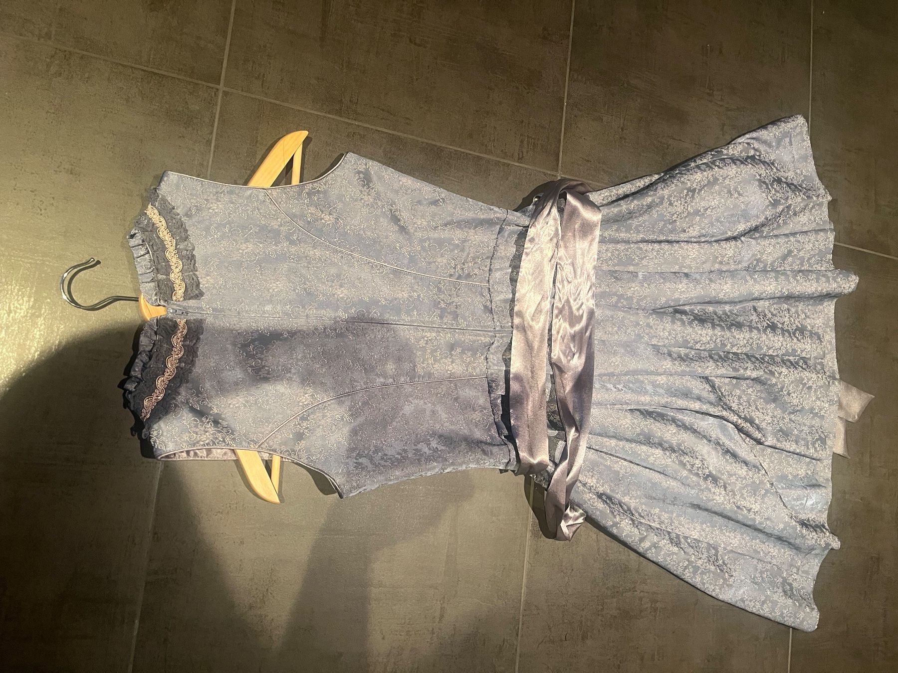 Kleider: Schönes blau-graues Dirndl – Gebraucht aus Schenkon von 180202 4