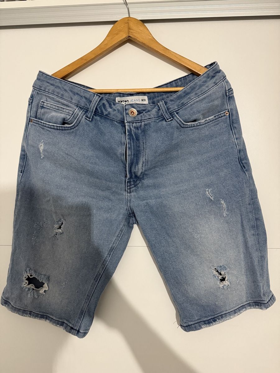 Jeans: Coole Jeans Shorts Grösse 33 – Usato da Rebstein venduto da Tuerkii