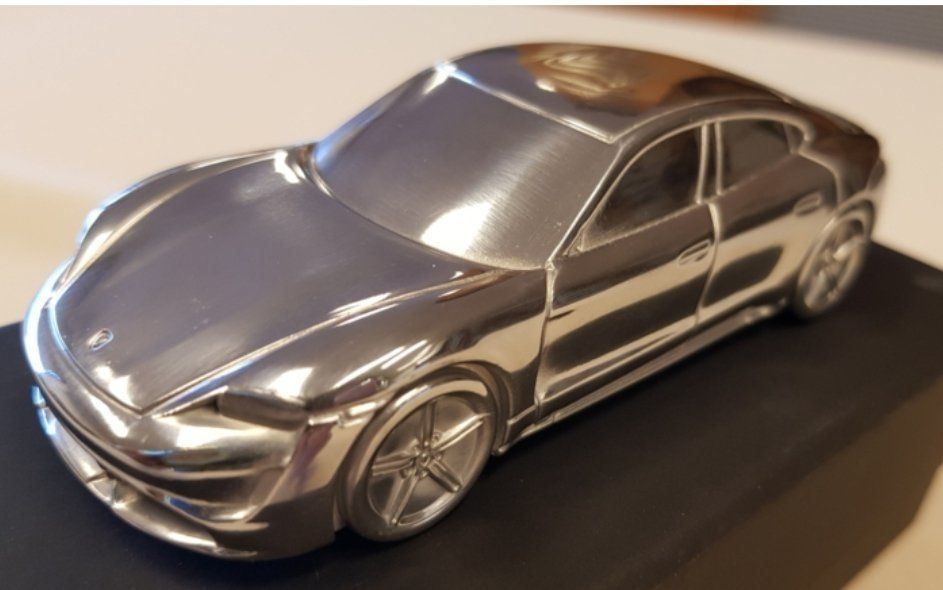 PORSCHE TAYCAN LIMITED EDITION 1 43 Kaufen auf Ricardo