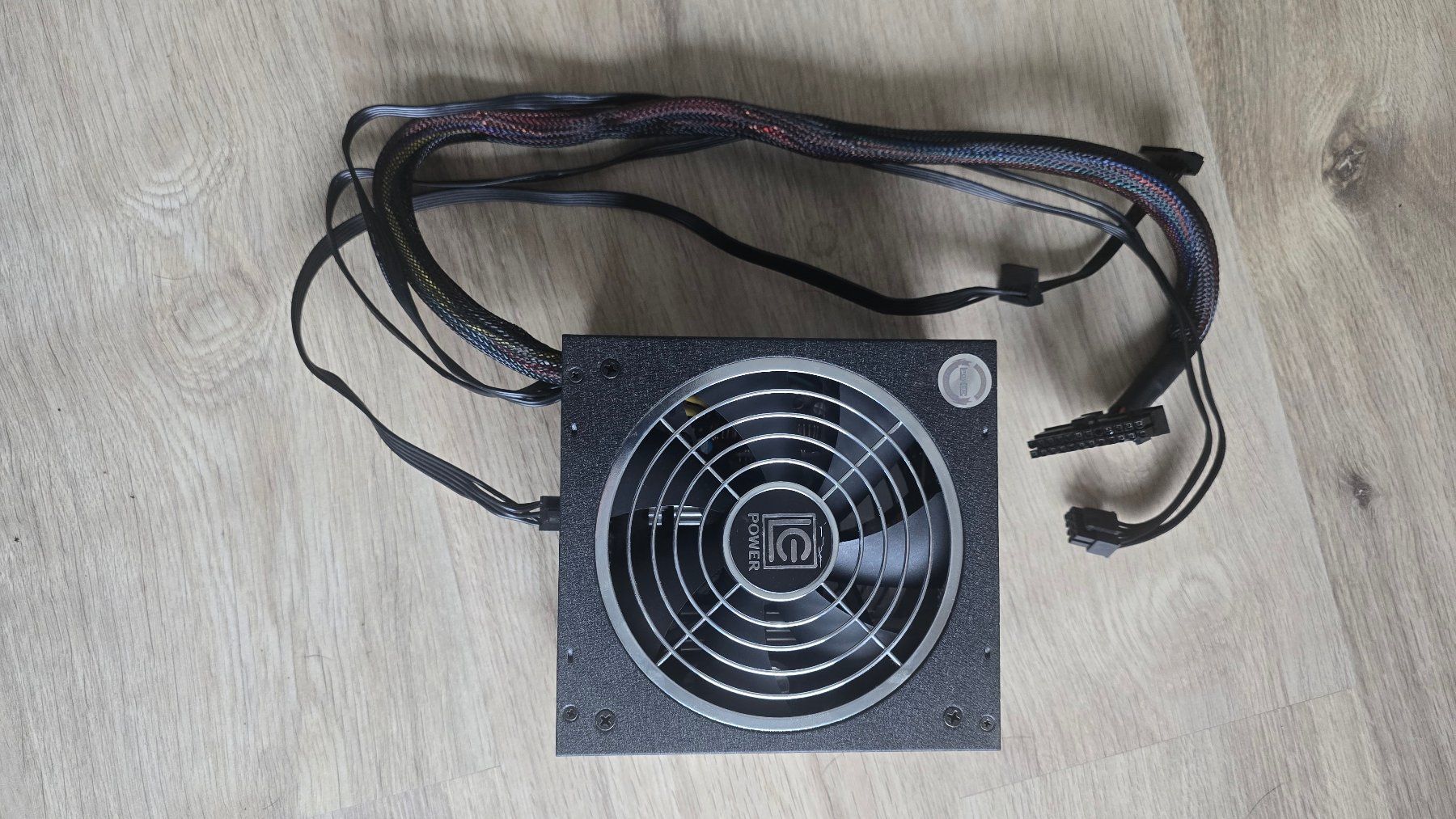 Composants électroniques: Netzteil LC-Power 650W – D'occasion à Hochwald par Bolli09