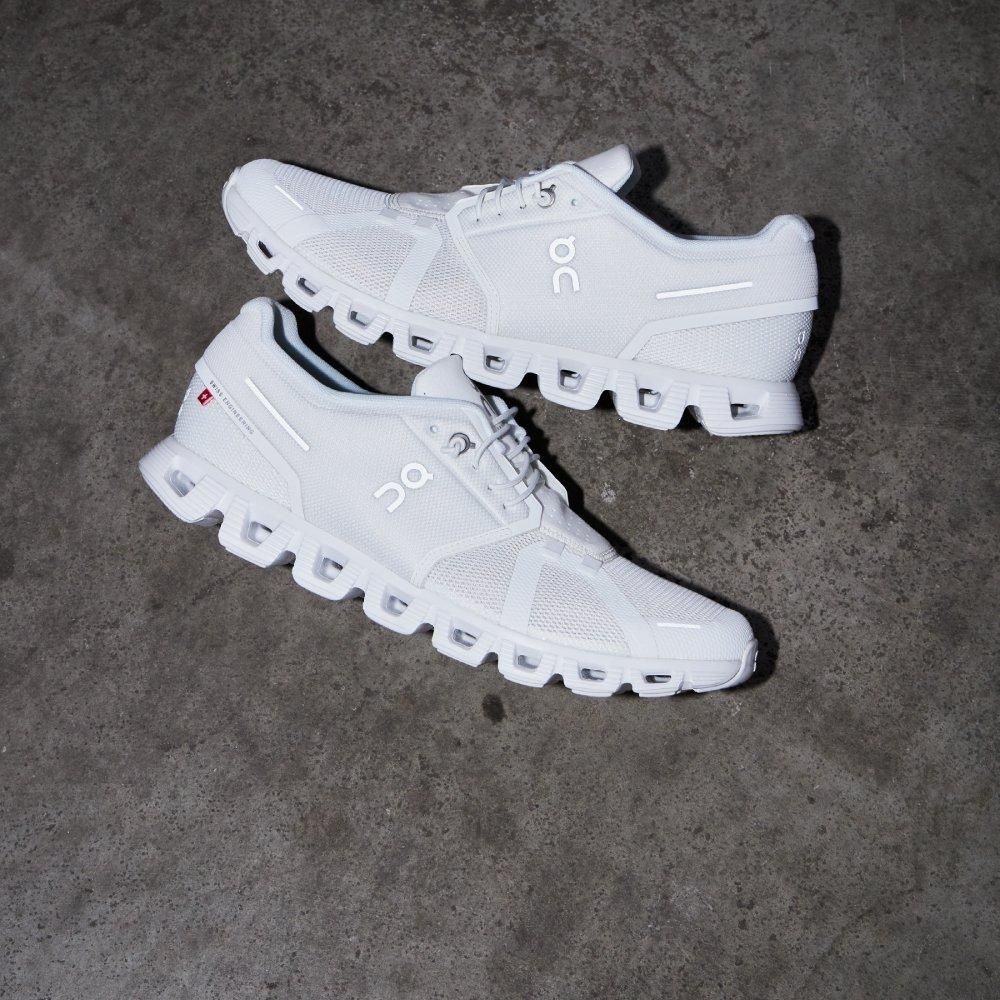 On Chaussures hommes: 38 ON Cloud Shoes 100% new – Neuf avec emballage d'origine à Yverdon-les-Bains par con_5qmg 1