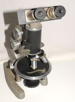 Nachet France Mikroskop antik für Sammler 2326/35