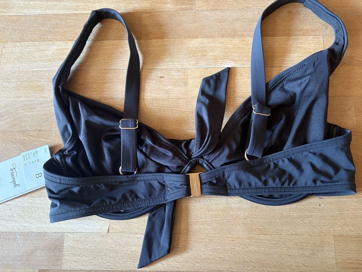 Triumph Maillots de bain & Bikinis: Bikini Oberteil von Triumph – Neuf avec emballage d'origine à Milken par Miwa12 2