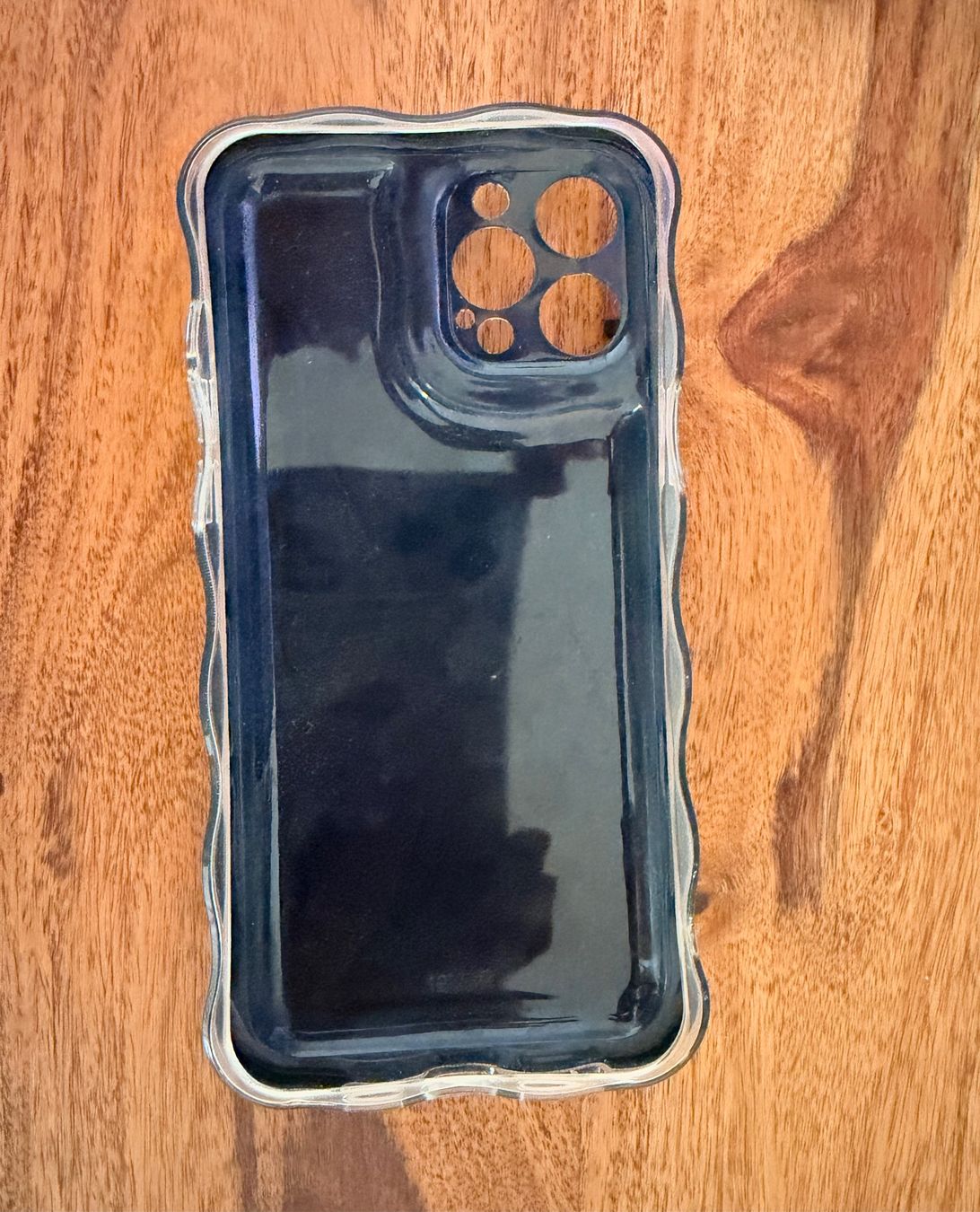Cover & Protezioni schermo: iPhone 12 pro Max Hülle – Usato da Zug venduto da mcm.v.i 1
