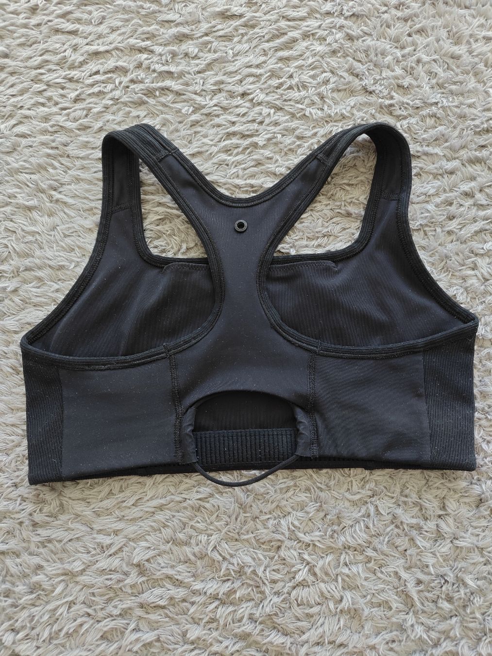 Nike Top: Nike Air Sport BH – Usato da Pieterlen venduto da Saemelili 2