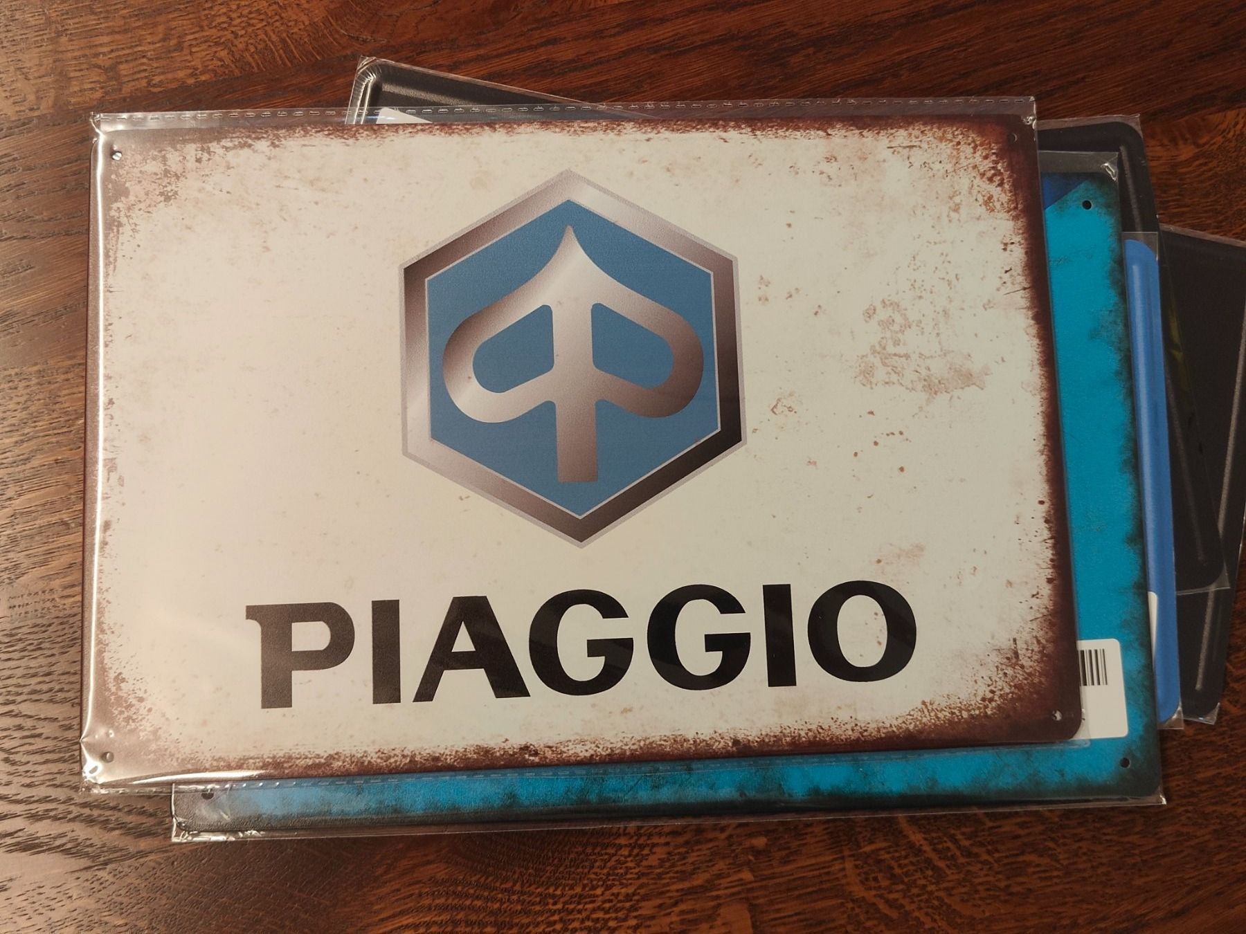 Schilder: Blechschild Piaggio – Neu und originalverpackt aus Wangen SZ von Charlie_Firpo