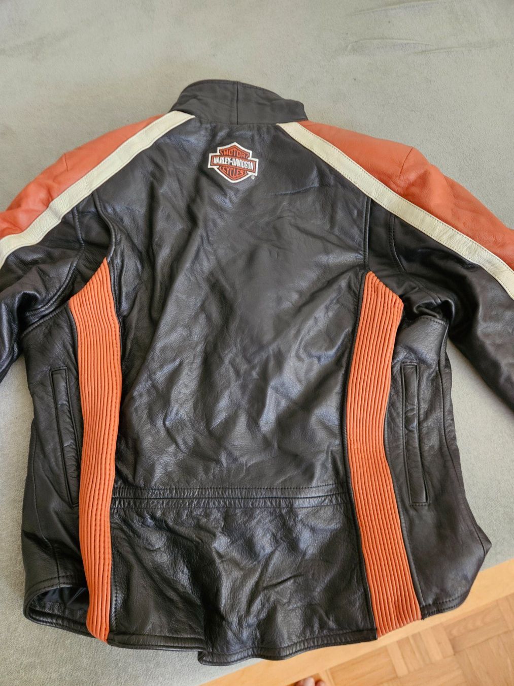 Harley-Davidson Jacken: Harley Davidson Lederjacke – Gebraucht aus Langnau am Albis von Anelan 1