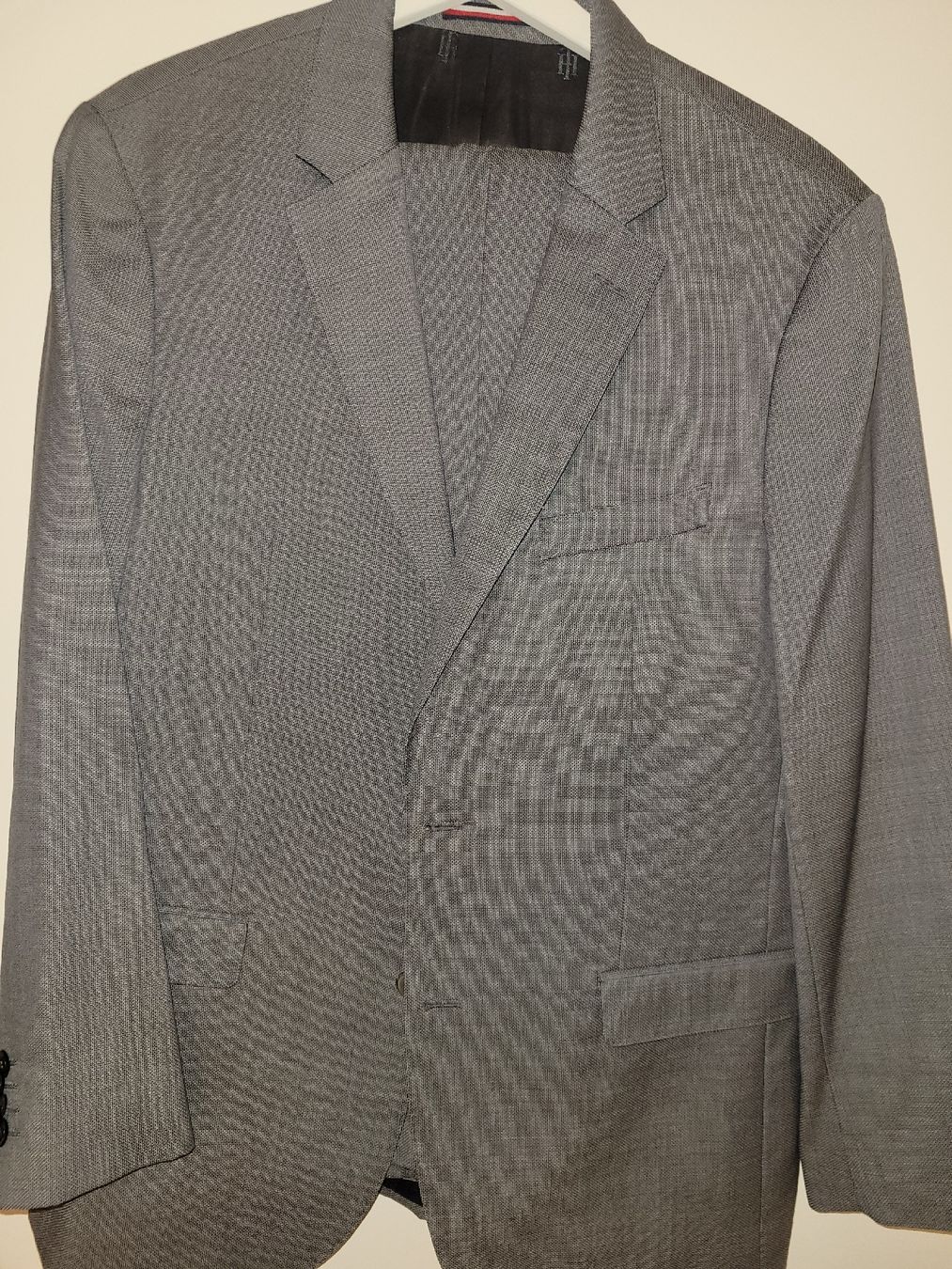 Tommy Hilfiger Anzüge: Tommy Hilfiger Herren Anzug Gr. 52 – Neu (gemäss Beschreibung) aus Bassersdorf von K1966