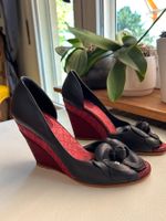 Chanel cork open toe heels (38C)