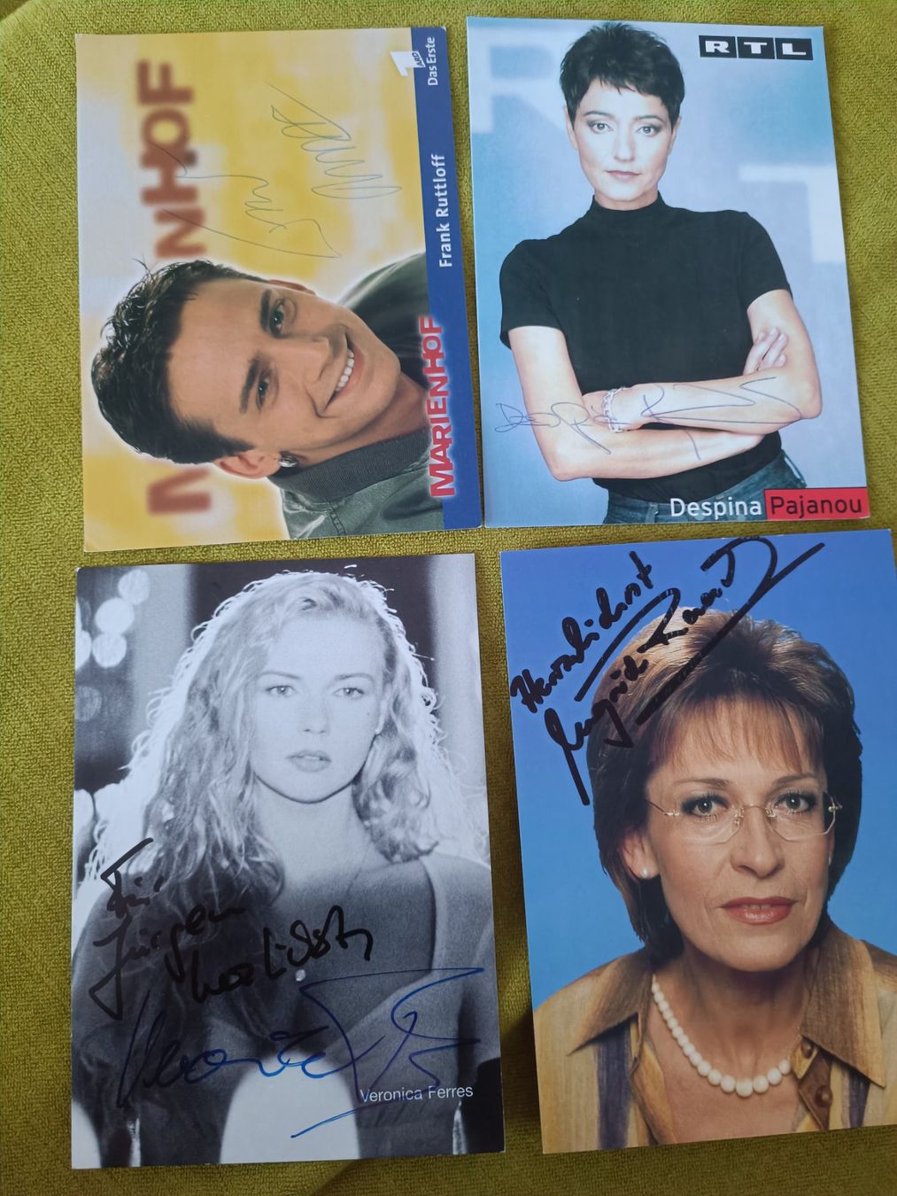 Autografi: TV Mix - 4 signierte Autogrammkarten - Set – Usato da Menziken venduto da Artographs