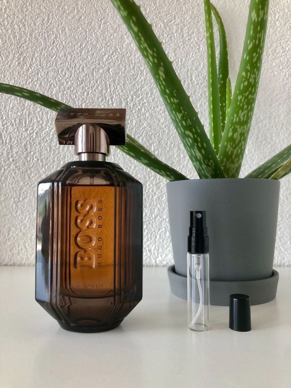 Hugo Boss Profumi & Eau de Toilette: Boss The Scent Absolute 5ml Abfüllung – Nuovo (secondo la descrizione) da St. Gallen venduto da Marcus1996