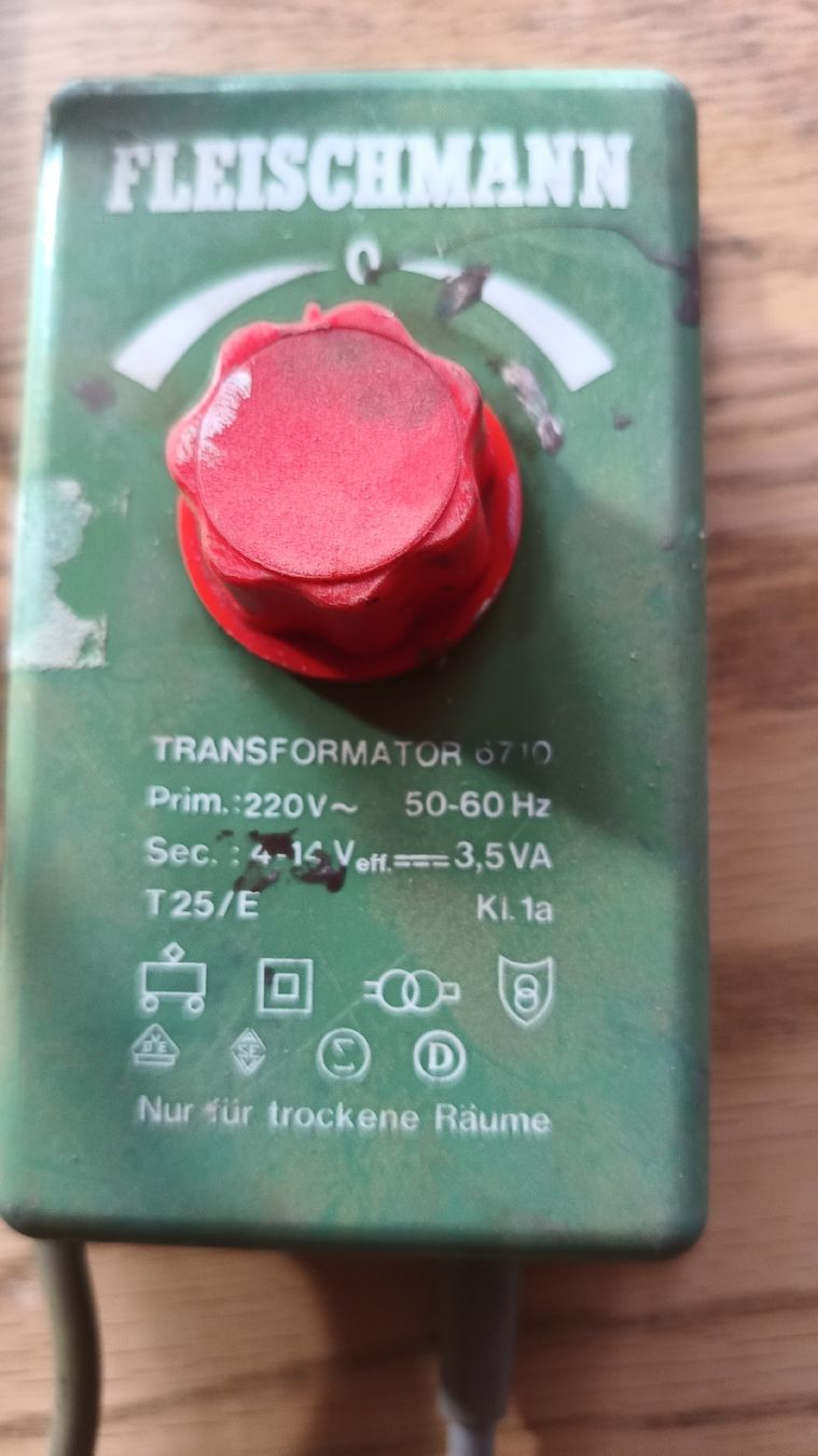 Fleischmann Modellini di ferrovie: Trafo Fleischmann – Difettoso da Burgdorf venduto da Bxblau