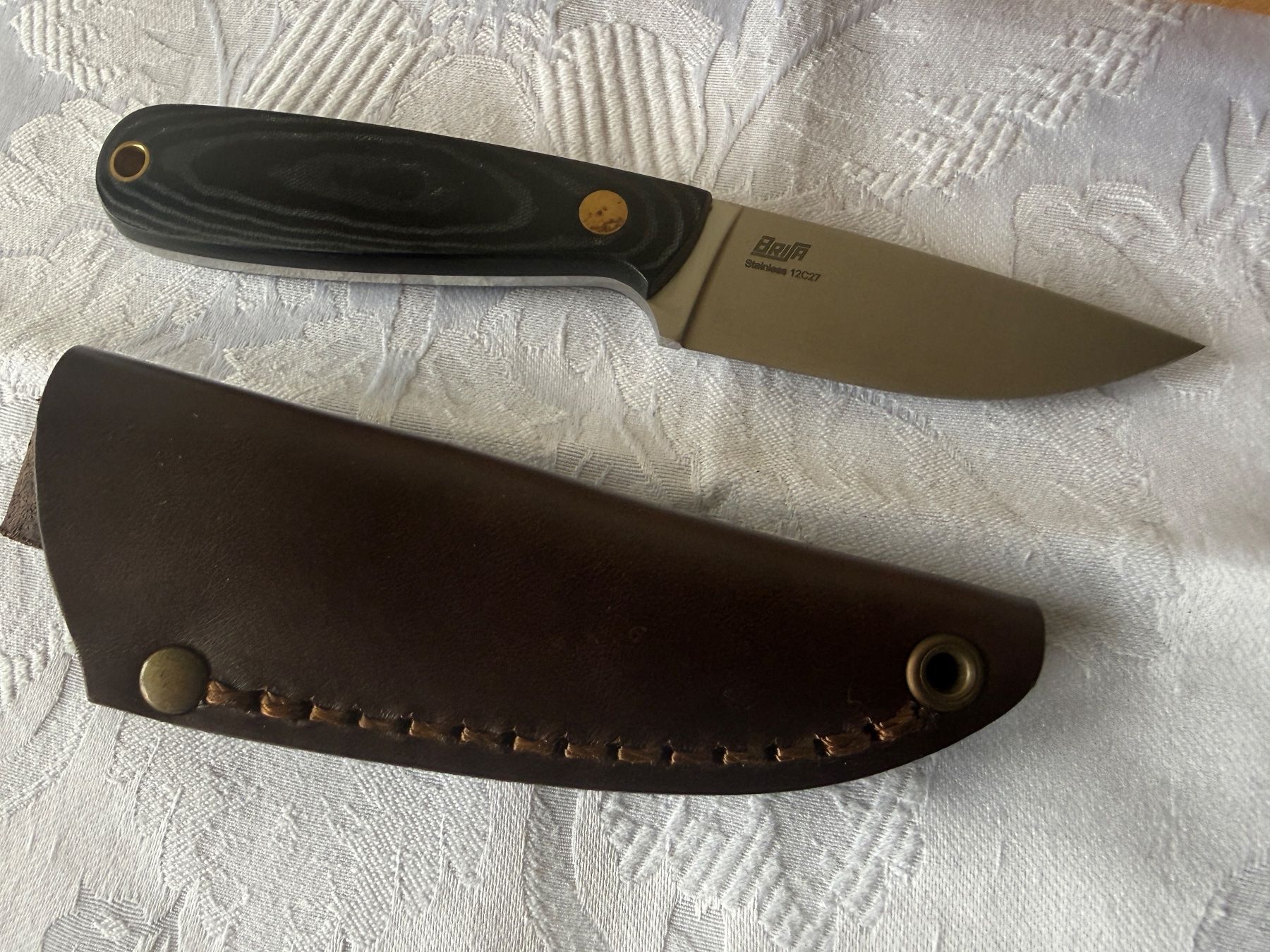 Accessori: Brisa Necker 70, schwarz Micarta, Lederscheide – Nuovo e nell'imballaggio originale da Worblaufen venduto da Sissi10 1