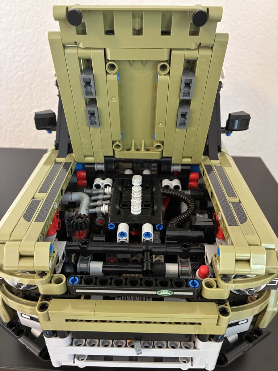 Lego Kit di costruzioni: LEGO Technic Land Rover Defender – Usato da Eclépens venduto da RCC1012 3