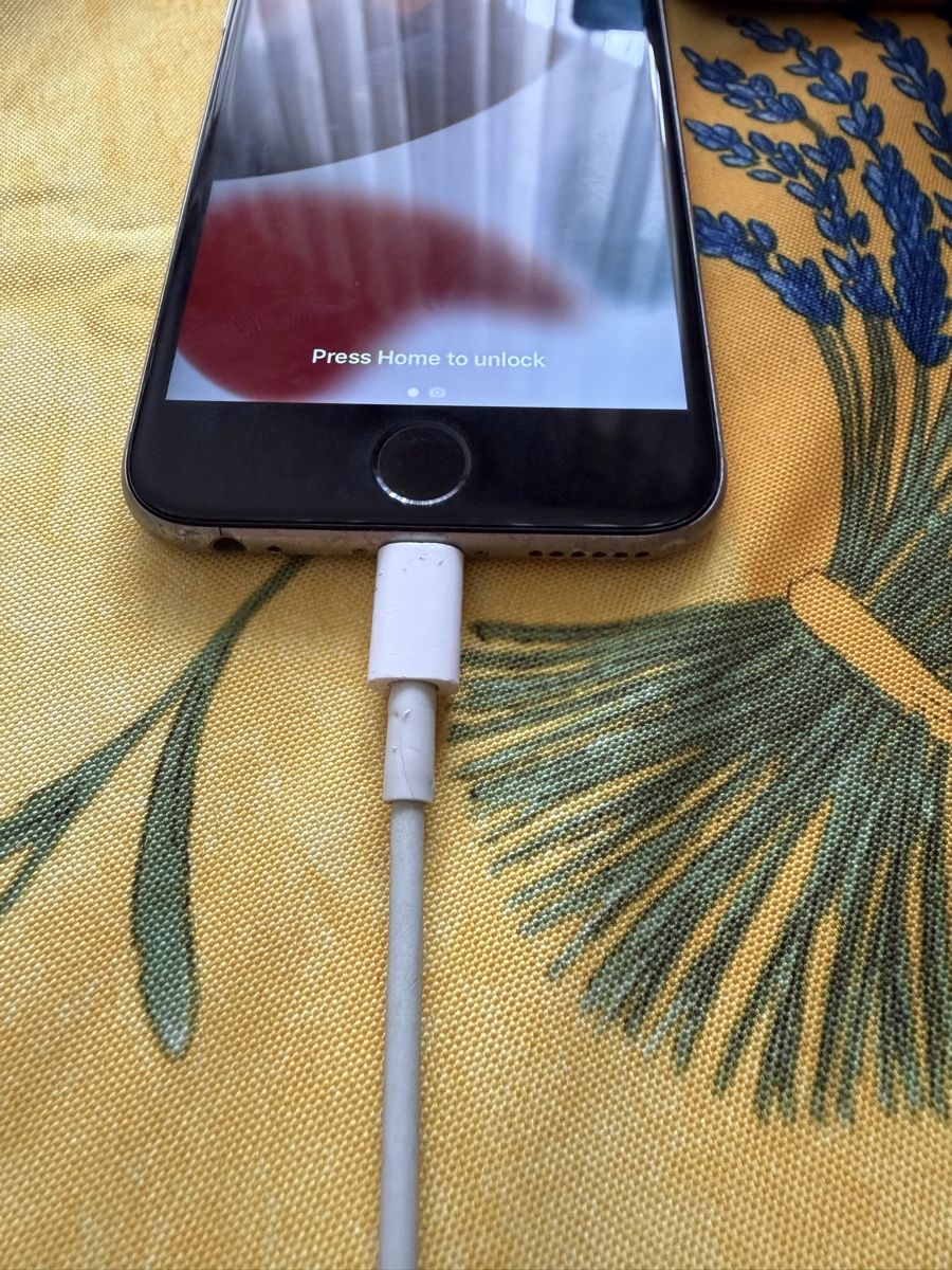 Apple Portables: iPhone 6s – D'occasion à Grand-Lancy par Jay1225 4